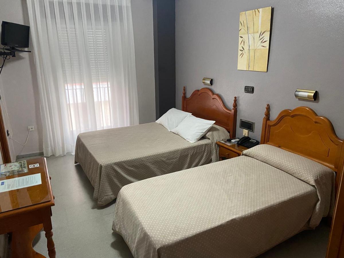 Hotel Lusitania Mérida Zewnętrze zdjęcie