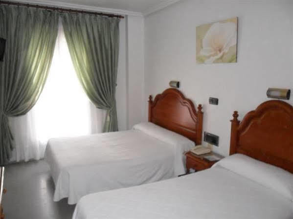Hotel Lusitania Mérida Zewnętrze zdjęcie